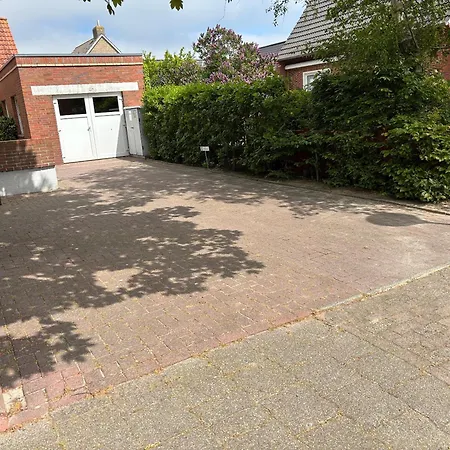 Lägenhet Strandfloh