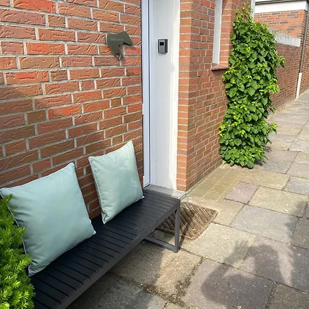 Lägenhet Strandfloh